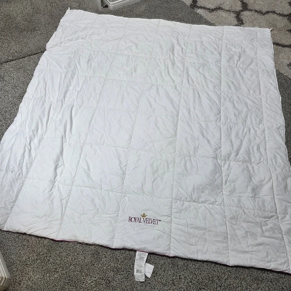 Royal Velvet Down Alternative Comforter White Full Queen Cotton 86x86 Piped Edge